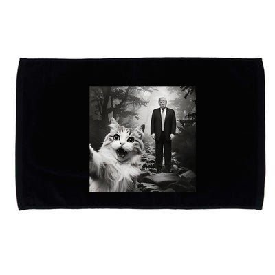 Funny Surprised Scared Cat Selfie With D.Trump Microfiber Hand Towel