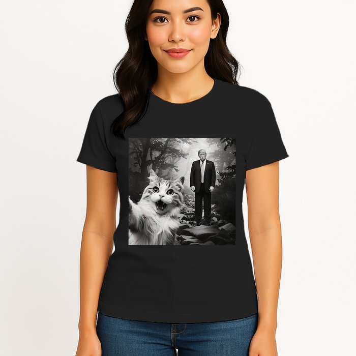 Funny Surprised Scared Cat Selfie With D.Trump Womens T-Shirt