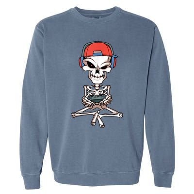 Funny Skeleton Skull Video Gamer Halloween Outfit Garment-Dyed Sweatshirt