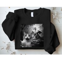 Funny Surprised Scared Cat Selfie With Dragon Sweatshirt