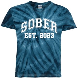 Funny Sober Varsity Est. 2023 Sobriety Celebrate Recovery Kids Tie-Dye T-Shirt