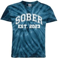 Funny Sober Varsity Est. 2023 Sobriety Celebrate Recovery Kids Tie-Dye T-Shirt