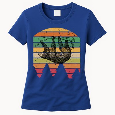 Funny Sloth Vintage Retro Pine Tree Sloths Gift Womens T-Shirt