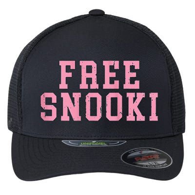 Free Snooki Woman Flexfit Unipanel Trucker Cap