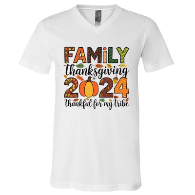 Family Thanksgiving 2024 Thankful For My Tribe Group Autumn V-Neck T-Shirt