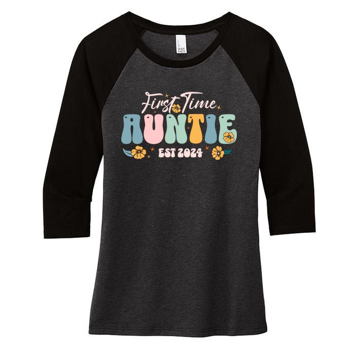 First Time Auntie Est 2024 New Aunt Pregnancy Announcement Women's Tri-Blend 3/4-Sleeve Raglan Shirt