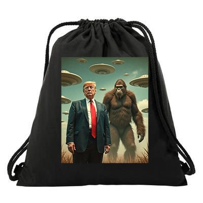 Funny Trump Bigfoot UFO Alien Encounter UAP Friendly Visit Drawstring Bag
