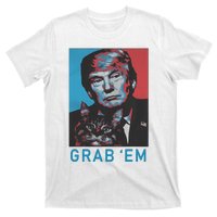 Funny Trump Cat Grab Em Vintage Retro Trump Gift T-Shirt