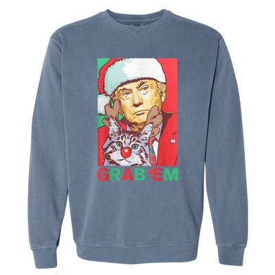 Funny Trump Cat Grab Em Vintage Retro Christmas Trump Gift Garment-Dyed Sweatshirt