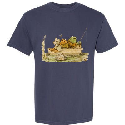 Frog & Toad Fishing Vintage Classic Book Frog Reading Book Garment-Dyed Heavyweight T-Shirt