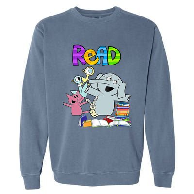 Funny Teacher Library Read Book Club Piggie Elephant Pigeons Garment-Dyed Sweatshirt