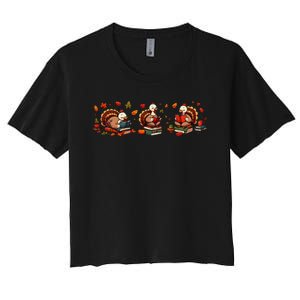 Funny Turkey Reading Book Librarian Bookworm Thanksgiving Gift Women's Crop Top Tee