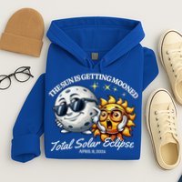 Funny The Sun Is Getting Mooned Total Solar Eclipse April 08 2024 Hoodie