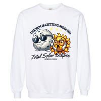 Funny The Sun Is Getting Mooned Total Solar Eclipse April 08 2024 Garment-Dyed Sweatshirt