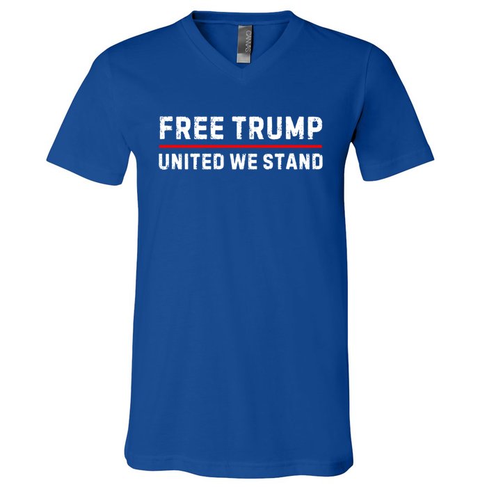 Free Trump United We Stand Support Trump 2024 Funny Gift V-Neck T-Shirt