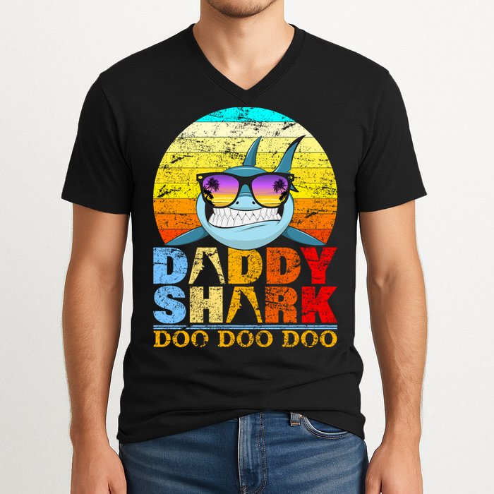 Funny Beach Daddy Shark Doo V-Neck T-Shirt