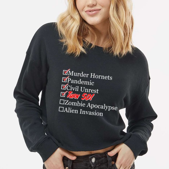 Funny Birthday In Quarantine Checklist 50th Birthday Cropped Pullover Crew
