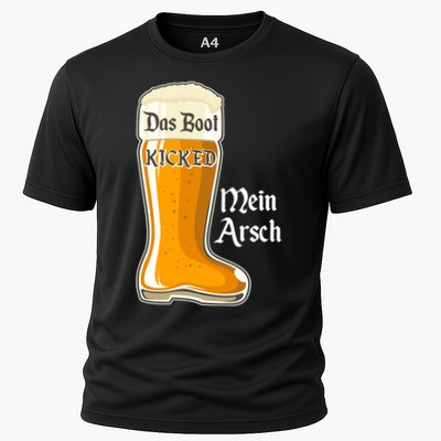 Funny Oktoberfest Das Boot Kicked Mein Arsch Performance Shirt