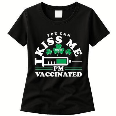 Funny St Patrick's Day You Can Kiss Me Now I'm Vaccinated Womens T-Shirt