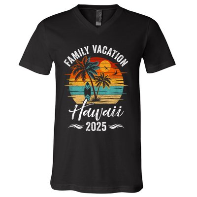 Family Vacation 2025 Vintage Hawaii Summer Matching Trip V-Neck T-Shirt