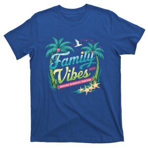 Family Vibes 2024: Tropical Beach Memories Cool Gift T-Shirt