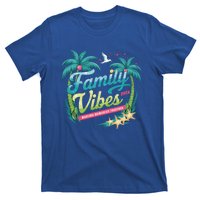 Family Vibes 2024: Tropical Beach Memories Cool Gift T-Shirt