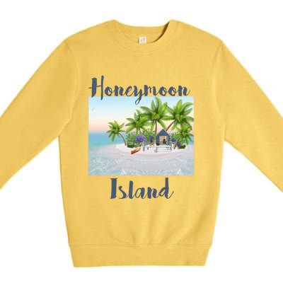 Florida Vacation Cottage House Honeymoon Island Beach Meaningful Gift Premium Crewneck Sweatshirt