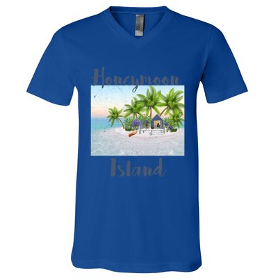 Florida Vacation Cottage House Honeymoon Island Beach Meaningful Gift V-Neck T-Shirt