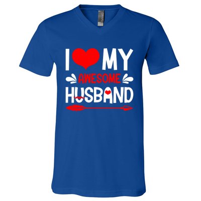 Funny Valentines Day Couple I Love My Awesome Funny Husband Great Gift V-Neck T-Shirt