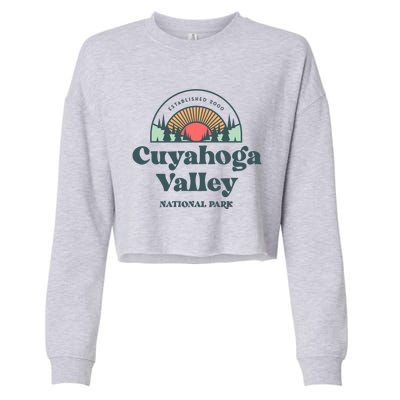 Family Vacation Design Gift Retro Cuyahoga Valley National Park Gift Cropped Pullover Crew