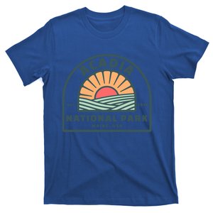 Family Vacation Design Gift Retro Acadia National Park Gift T-Shirt