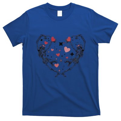 Funny Valentine Day Dancing Skeleton Heart Cool Gift T-Shirt