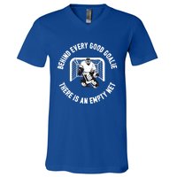 Funny Vintage Ice Hockey Goalie Gift Great Gift V-Neck T-Shirt