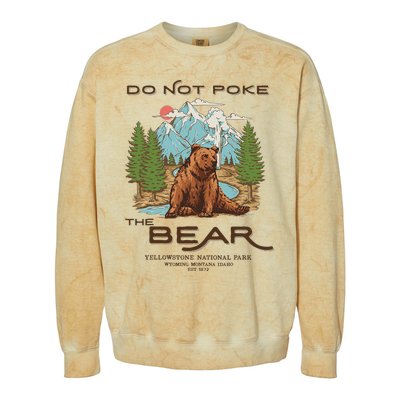 Funny Vintage Look Yellowstone National Park Grizzly Lover Colorblast Crewneck Sweatshirt