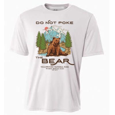 Funny Vintage Look Yellowstone National Park Grizzly Lover Cooling Performance Crew T-Shirt