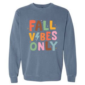 Fall Vibes Only Casual Autumn Halloween Graphic Garment-Dyed Sweatshirt