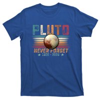 Funny Vintage Retro Space Planet Science Never Forget Pluto Funny Gift T-Shirt