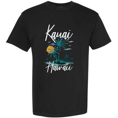 Family Vacation Retro Sunset Hawaii Kauai Garment-Dyed Heavyweight T-Shirt