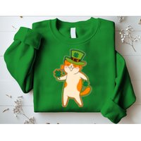 Funny Vintage St Patricks Day Leprechaun Shamrock Clover Cat Sweatshirt