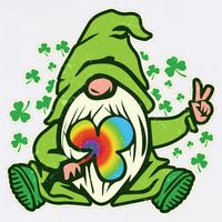 Funny Vintage St Patrick's Day Peace Love Leprechaun Gnome Toddler T-Shirt