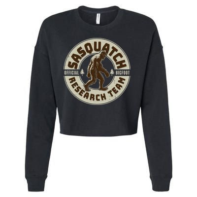 Funny Vintage Sasquatch Research Team Emblem Cropped Pullover Crew