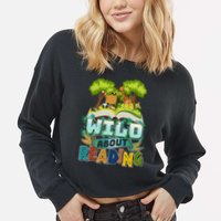 Funny Wild About Reading Book Lover Reading Fan Cropped Pullover Crew