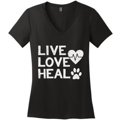 Funny Women And Veterinarian Tech Appreciation Gift Women's V-Neck T-Shirt
