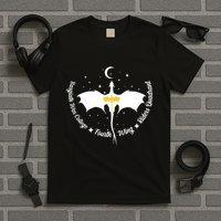 Fourth Wing Basgiath Fantasy Romantasy Dragons Yarros T-Shirt