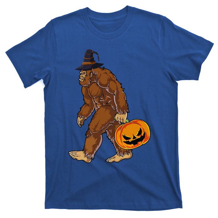 Funny Witch Bigfoot Pumpkin Halloween Costume T-Shirt