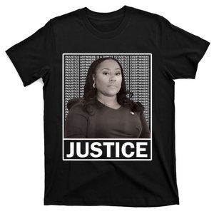 Fani Willis District Attorney Seeks Justice T-Shirt