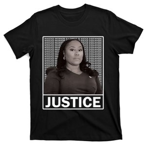 Fani Willis District Attorney Seeks Justice T-Shirt