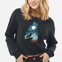 Forest With FullMoon And Cliff Of Silhouette Howling Cropped Pullover Crew
