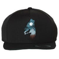 Forest With FullMoon And Cliff Of Silhouette Howling Wool Snapback Cap