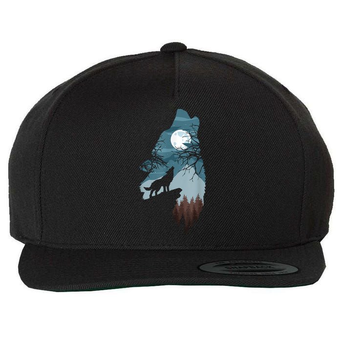 Forest With FullMoon And Cliff Of Silhouette Howling Wool Snapback Cap